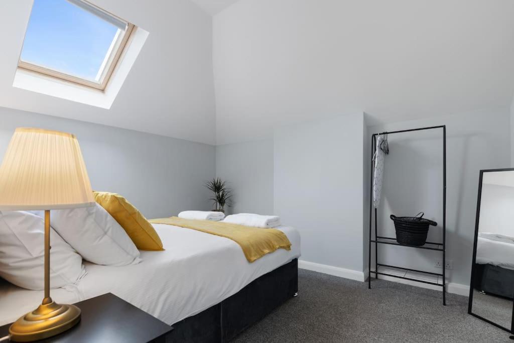 Modern Apartment Free Off Road Parking King Bed Suite 9 Nottingham Buitenkant foto